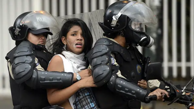 Venezolanos anhelan intervención militar de Estados Unidos