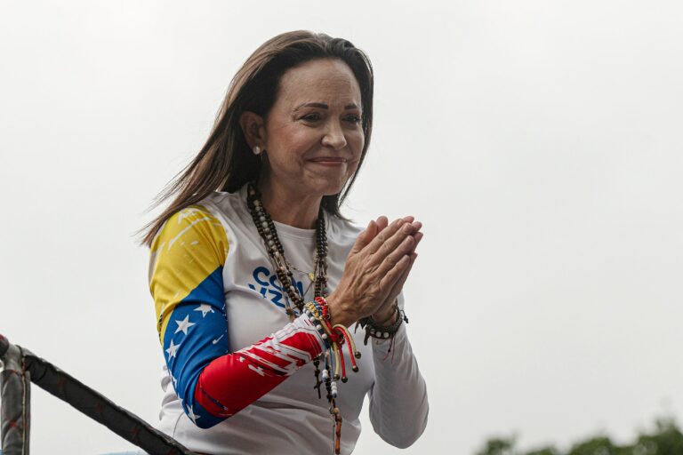 María Corina Machado vuelve y Lara se desborda