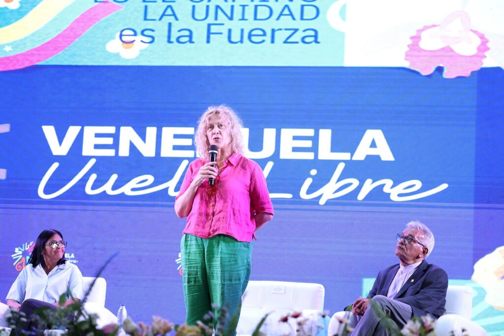 Imagen ilustrativa de Ana María San Juan destaca que el país tiene derecho a alcanzar la paz ...