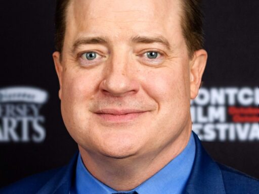 Imagen ilustrativa de Brendan Fraser's Battle Against Hair Loss: A Journey Through the Years