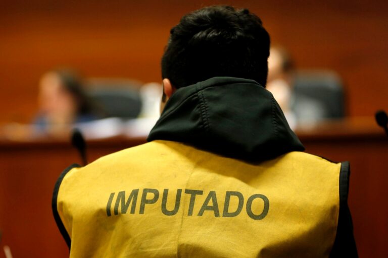 Hombre imputado por tentativa de femicidio en Durazno tras apuñalar