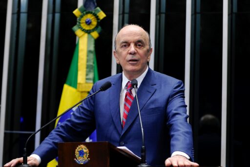 Imagen ilustrativa de José Serra é internado com covid-19 em São Paulo