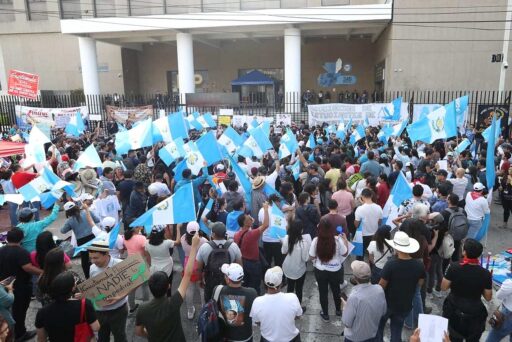 manifestantes exigen elecciones