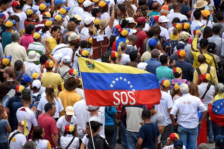 ONG advierten que prohibir detenciones sin orden judicial no basta