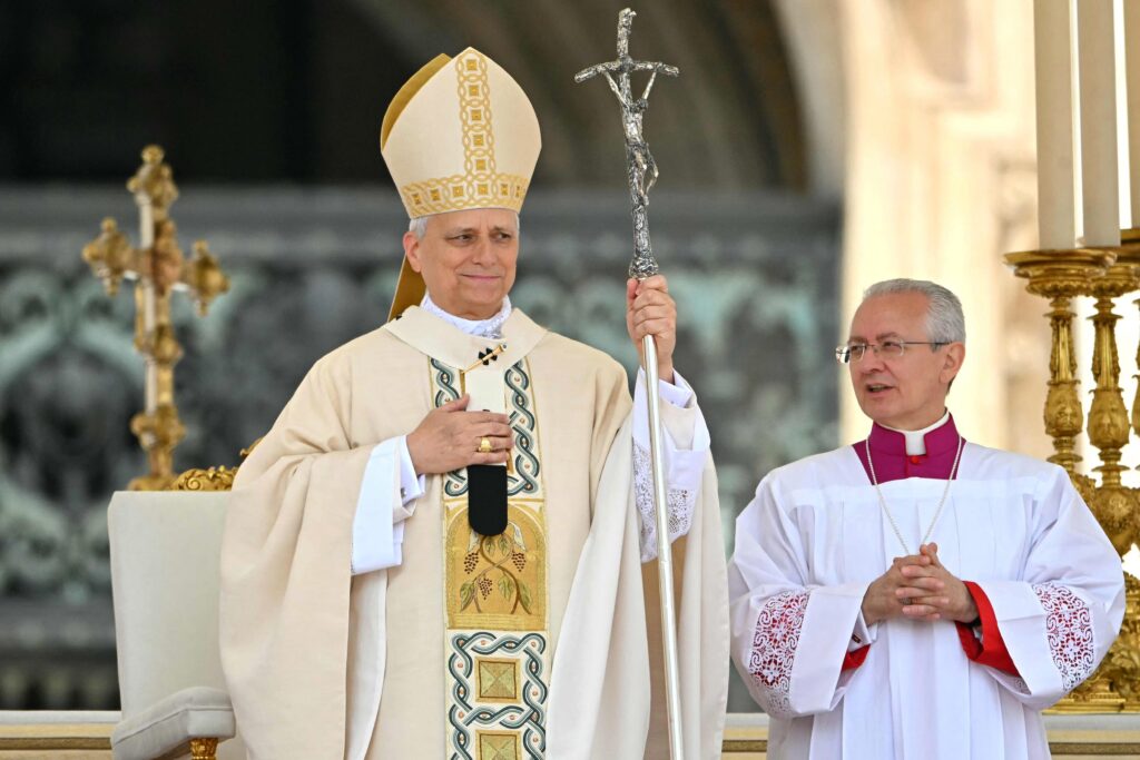 Imagen ilustrativa de León XIV celebra su primera misa como papa | Internacional | Noticias ...
